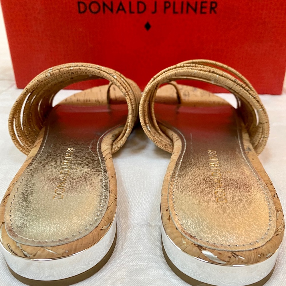 Donald Pliner sandals - Picture 3 of 6
